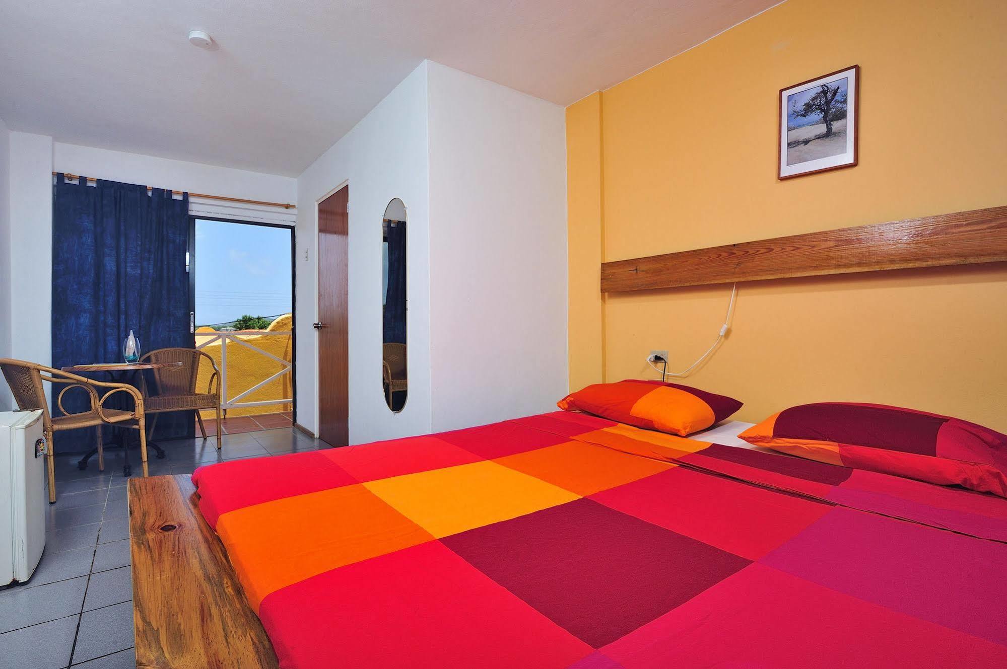 The Dive Hut - Boutique Apartments Kralendijk na wyspie Bonaire Zewnętrze zdjęcie