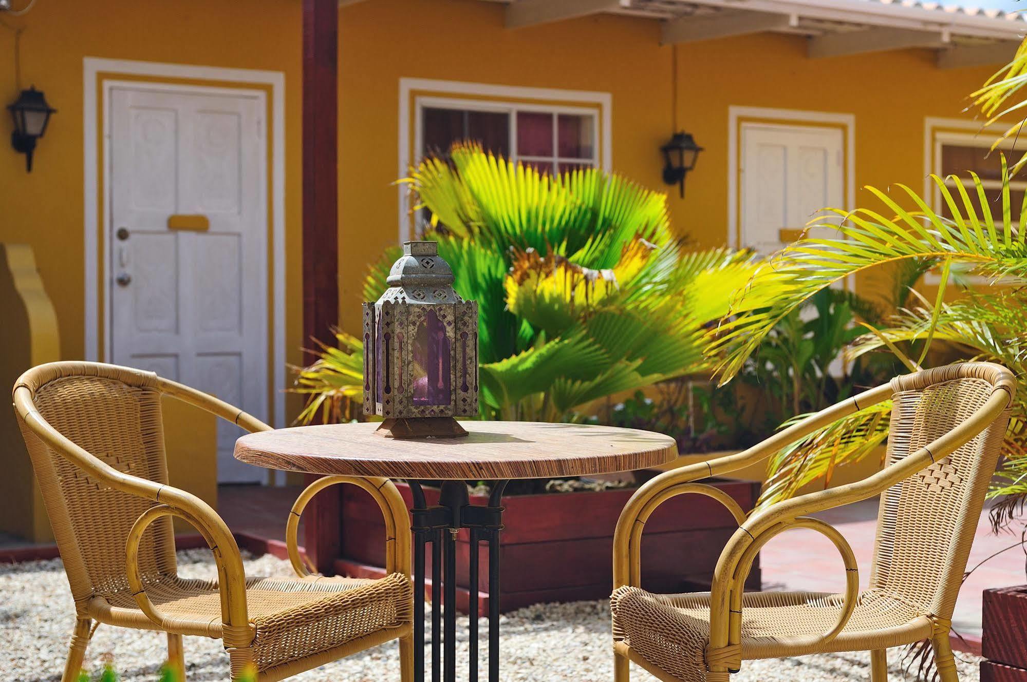 The Dive Hut - Boutique Apartments Kralendijk na wyspie Bonaire Zewnętrze zdjęcie